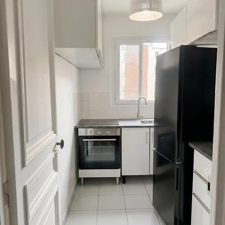 Eiffel Tower - Elegant 2 Br Appartamento